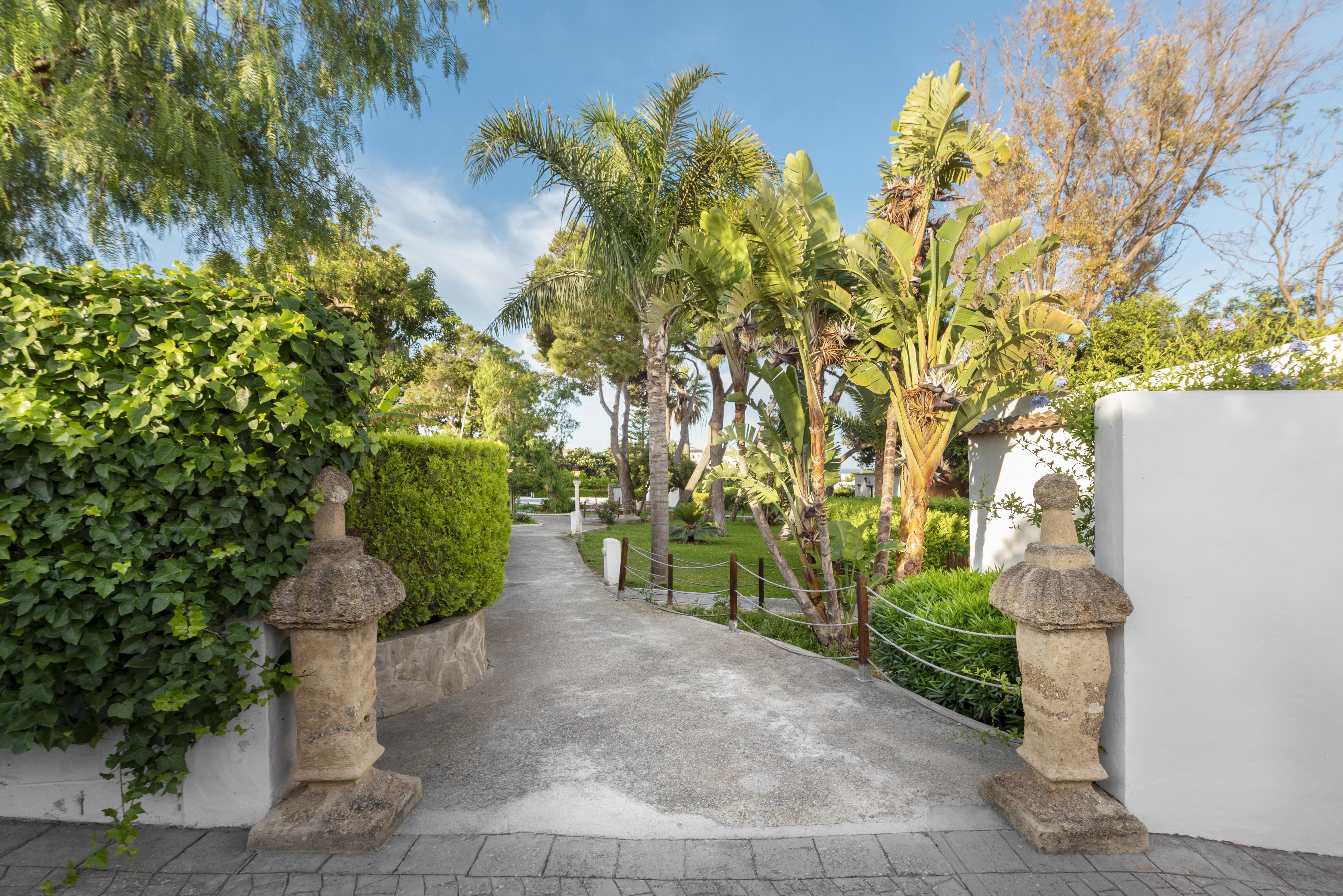 Suites Cortijo Fontanilla โกนิล เด ลาฟรอนเตรา ภายนอก รูปภาพ