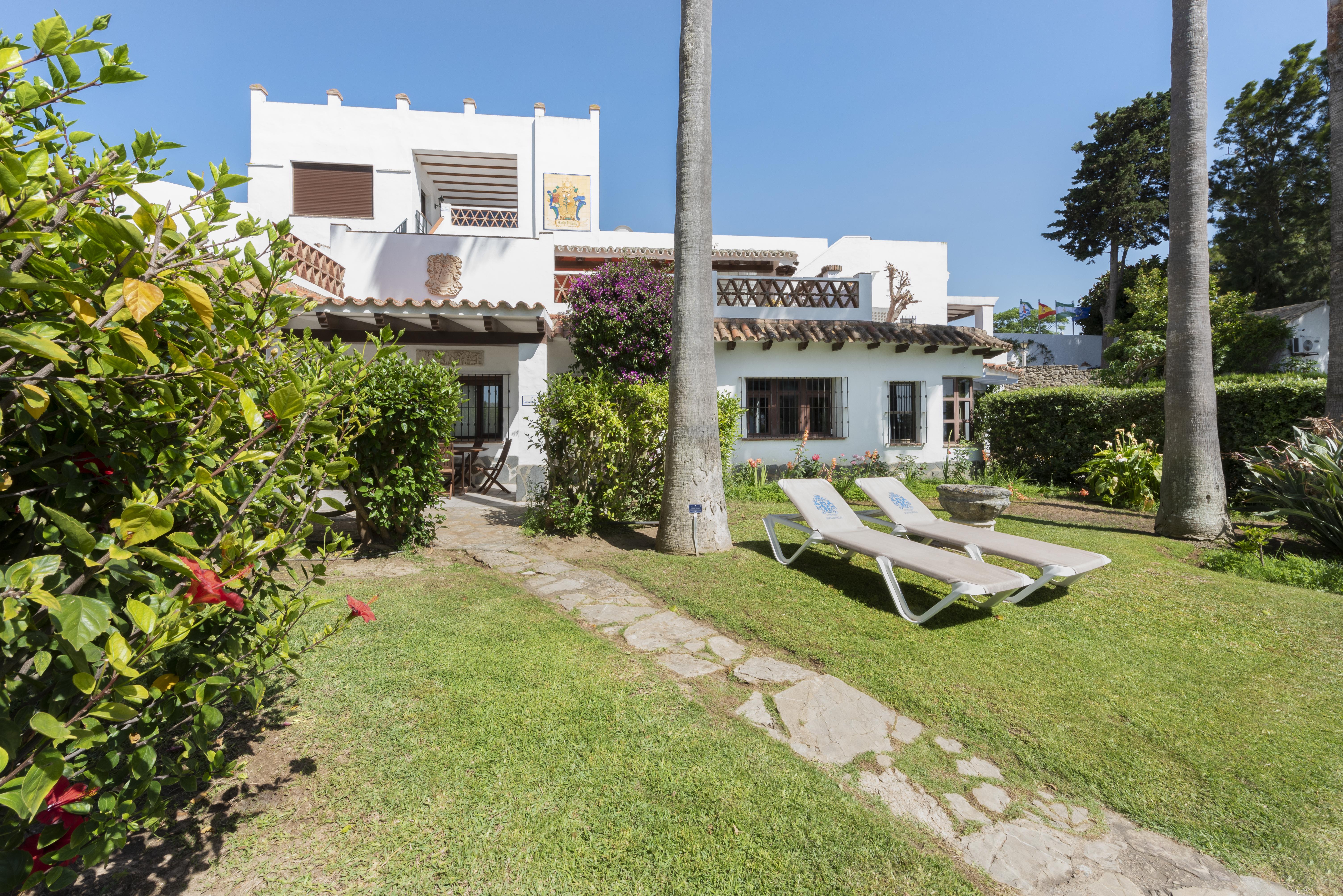 Suites Cortijo Fontanilla โกนิล เด ลาฟรอนเตรา ภายนอก รูปภาพ
