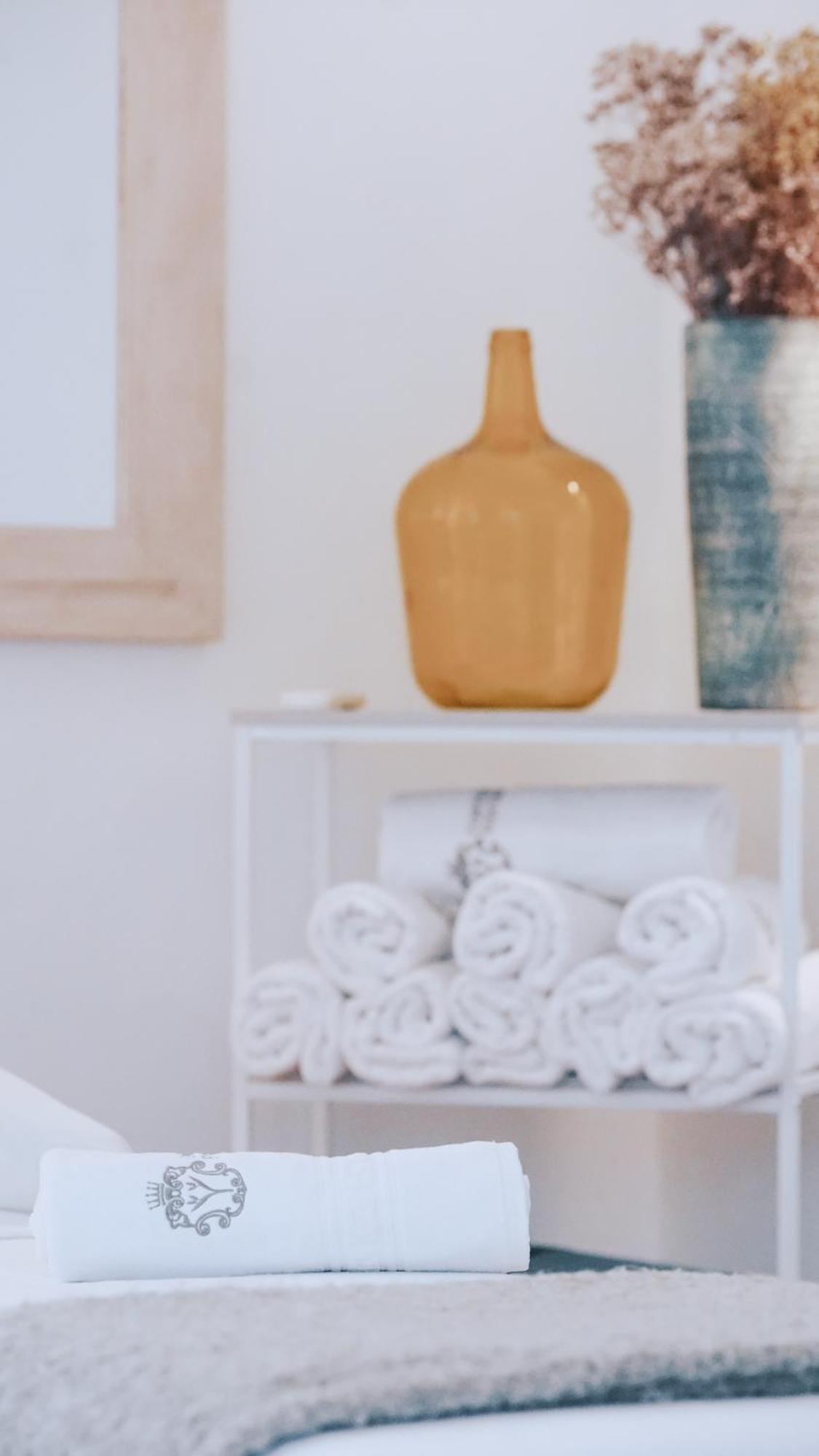 Suites Cortijo Fontanilla โกนิล เด ลาฟรอนเตรา ภายนอก รูปภาพ