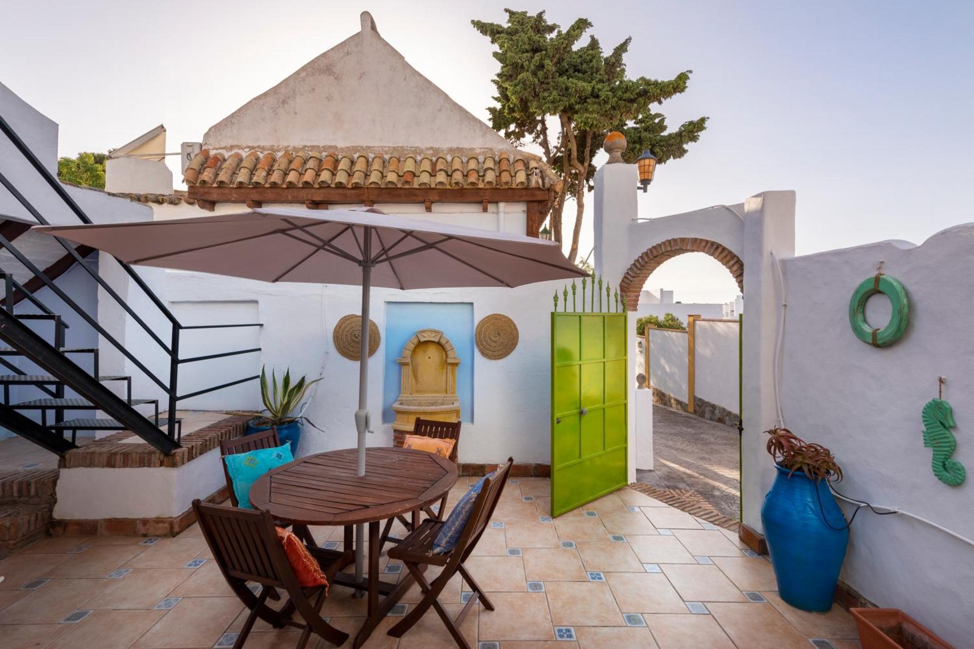 Suites Cortijo Fontanilla โกนิล เด ลาฟรอนเตรา ภายนอก รูปภาพ