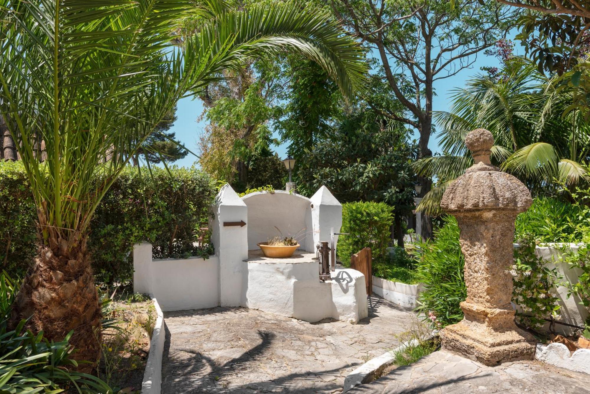 Suites Cortijo Fontanilla โกนิล เด ลาฟรอนเตรา ภายนอก รูปภาพ